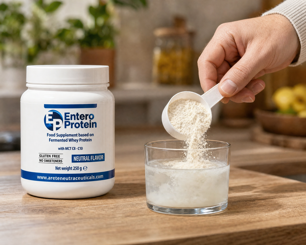 Un misurino di Enteroprotein versato in un bicchiere